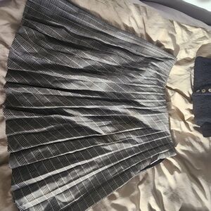 Elegant Black and White Plaid A-Line Skirt